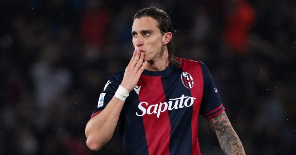 คาลาฟิออรี่ (Riccardo Calafiori)