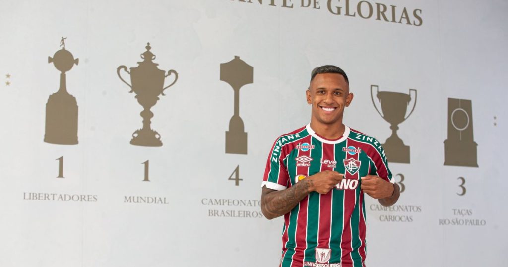 มาร์ควินญอส (Marquinhos)
